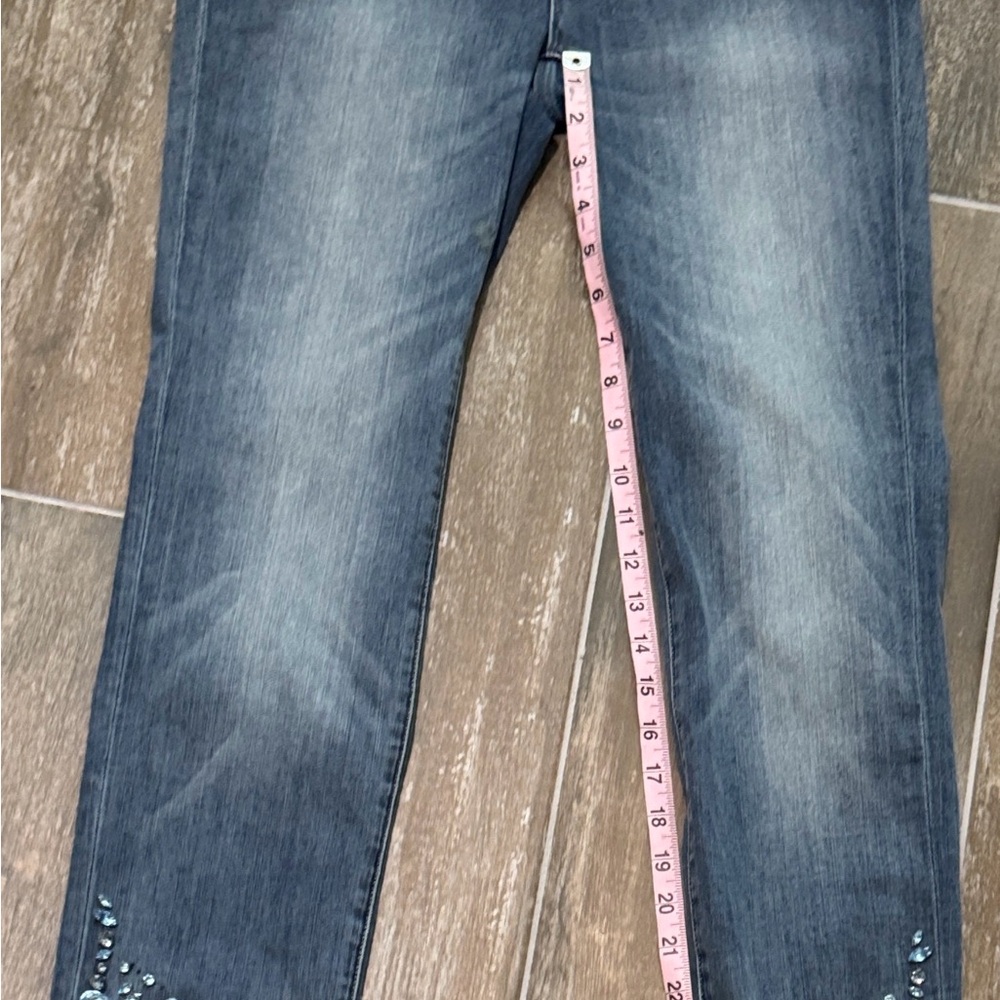 White House Black Market Gray Embellished Cropped Jeans - Picture 6 of 9